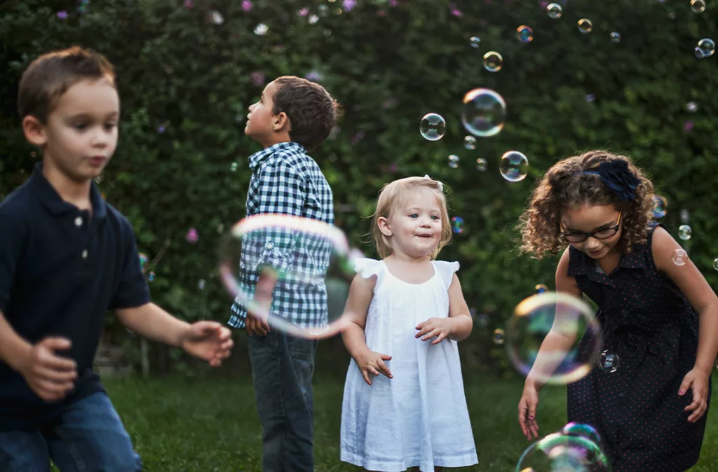 Detrás de niños felices hay padres que enseñan valores