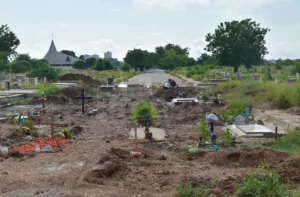 Cementerio Nuevo de Barquisimeto al límite: buscan soluciones con nichos y columbarios