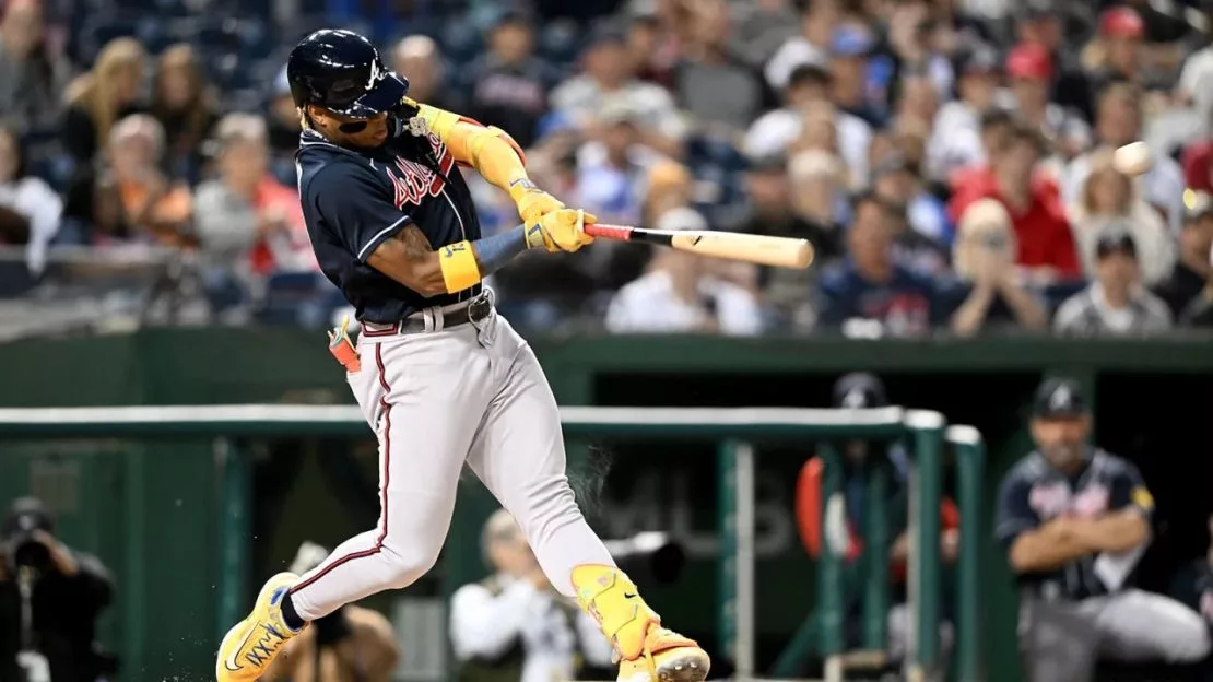 Ronald Acuña Jr. conecta su jonrón 14, brillando en la temporada de los Bravos