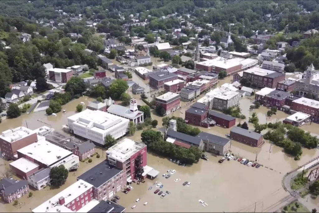 Intensas lluvias dejan dos muertos y caos por inundaciones en Nueva York, Nueva Jersey y Virginia