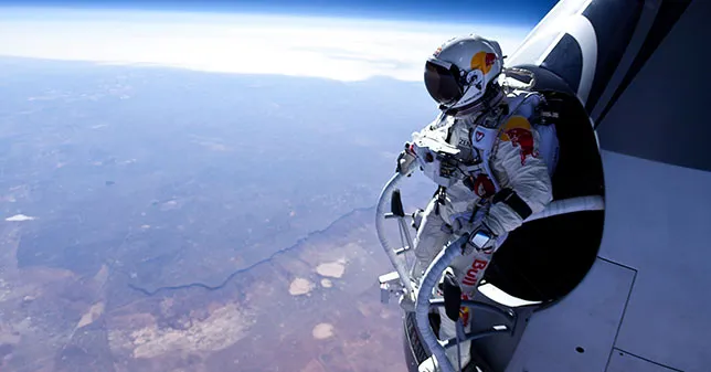felix-baumgartner-red-bull-stratos-01 Felix Baumgartner