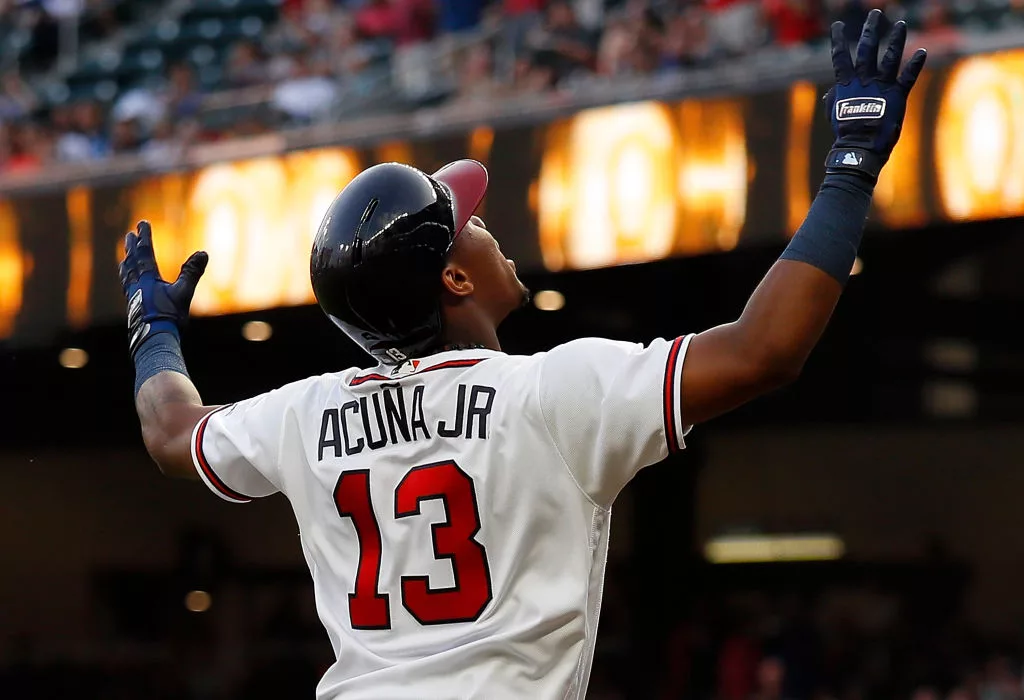 Ronald Acuña Jr. conecta su jonrón 14, brillando en la temporada de los Bravos