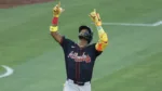 Ronald Acuña Jr. llegó a 11 jonrones con la victoria de los Bravos