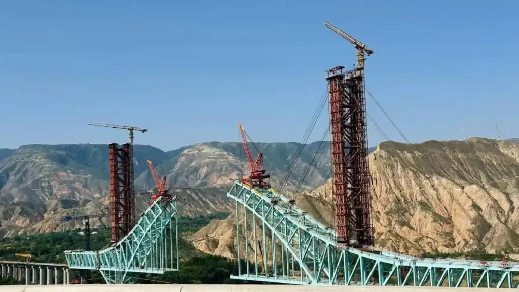 Derrumbe de puente de Jianzha en China deja 12 muertos y cuatro desaparecidos