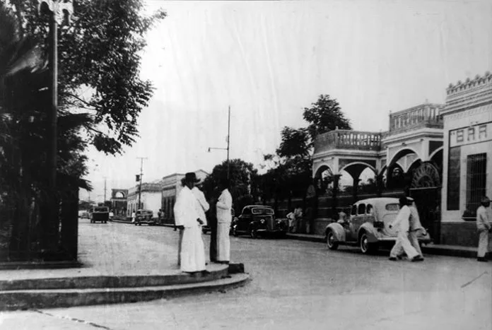 La Leyenda de los "Encalamucados": el misterio del Parque Ayacucho