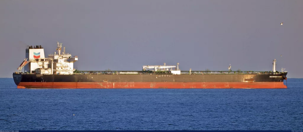 Primer barco de Chevron arriba a Venezuela para cargar crudo bajo nueva licencia