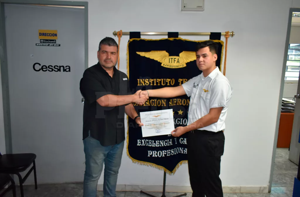 Incrementa un 50% la demanda de cursos en aeronáutica
