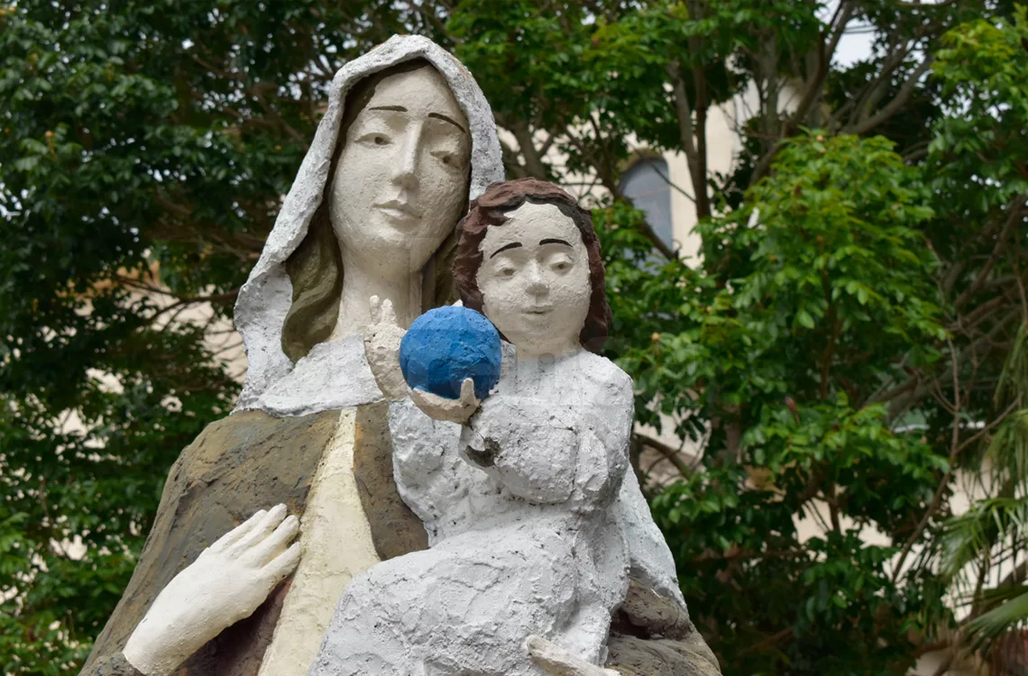 Moho, hongos y bacteria acaban con obras religiosas en Barquisimeto