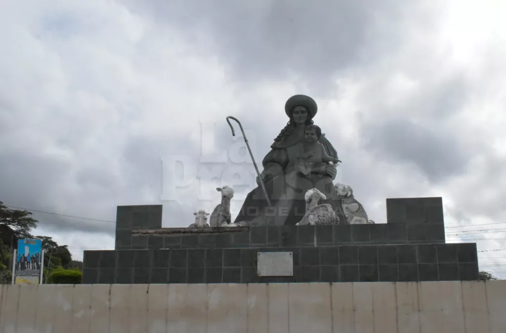 Moho, hongos y bacteria acaban con obras religiosas en Barquisimeto