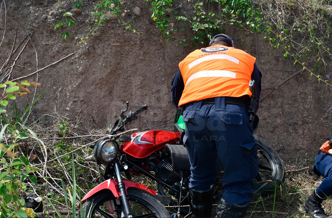 Motorizado sufrió un accidente en Carora por quedarse dormido