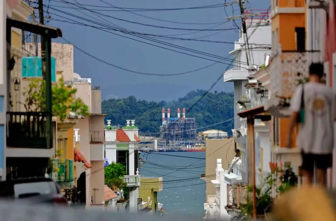 Puerto Rico bajo advertencia de ola de calor: Temperaturas de hasta 37°C