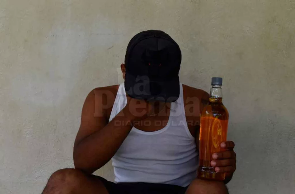Según expertos, adolescentes venezolanos enfrentan riesgos de adicción y daño cerebral por el consumo de alcohol