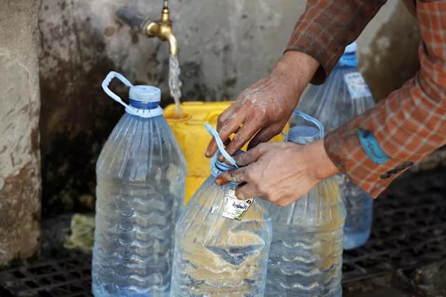 Informe de la ONU: Más de 2.000 millones de personas carecen de acceso a agua potable segura