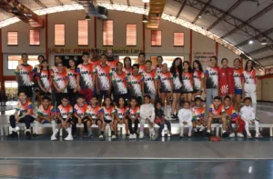 Jóvenes esgrimistas de Lara buscan superar récord de medallas en torneo nacional