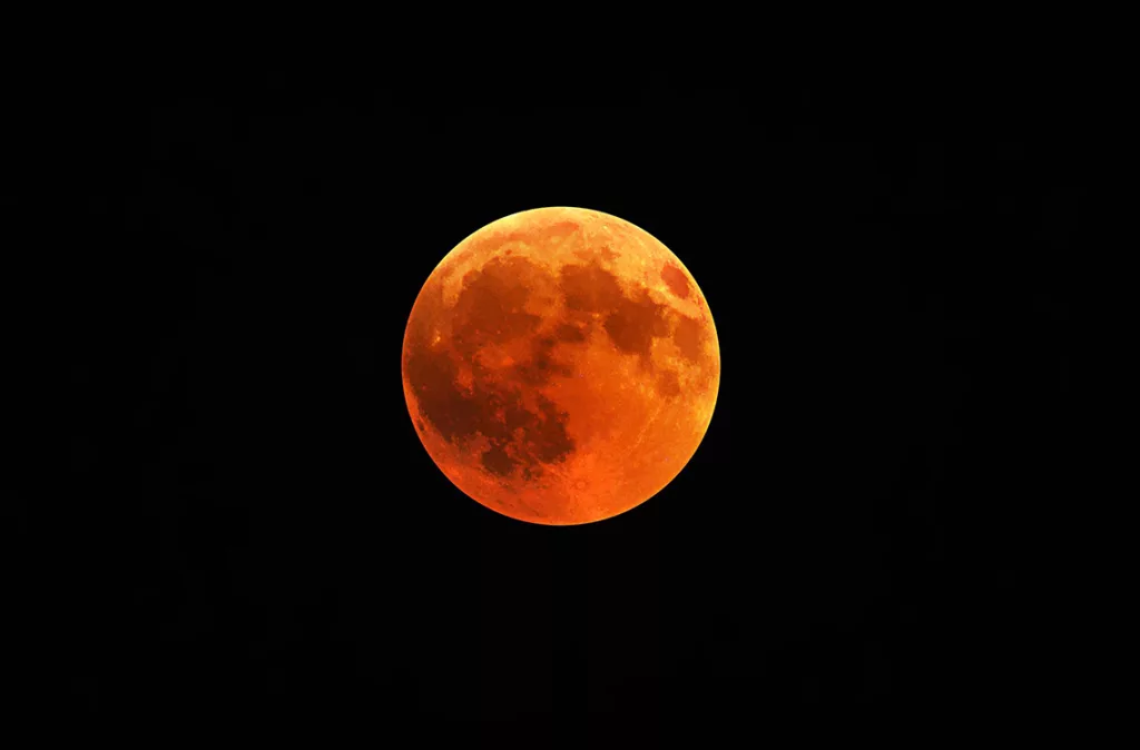 "Luna de Sangre" y eclipse se verán el domingo en Venezuela