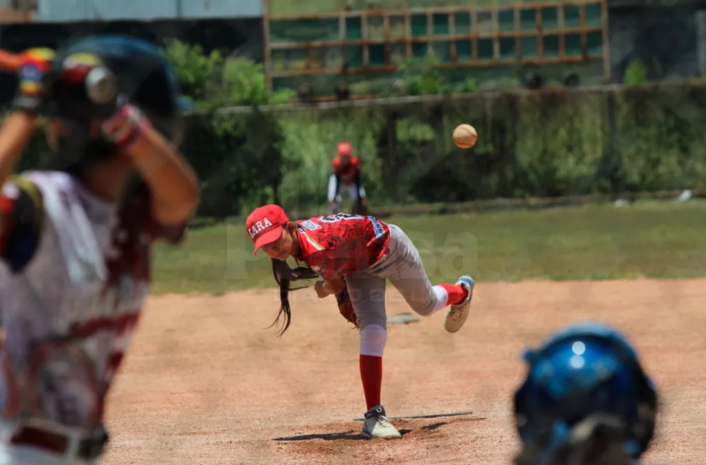 Selección femenina de béisbol necesita apoyo para representar a Lara