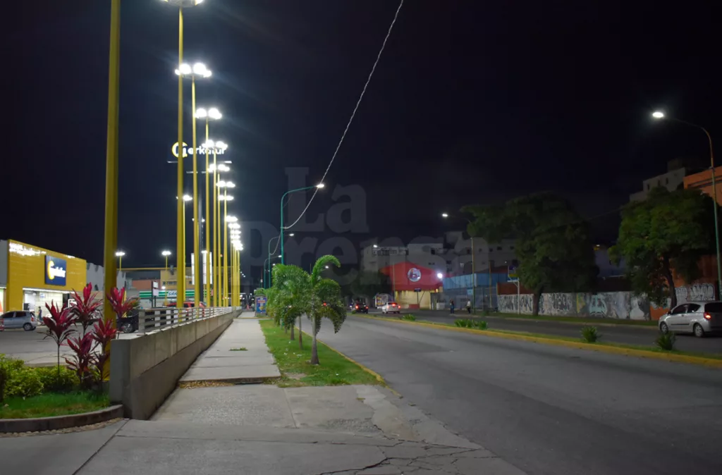 Uso excesivo de luces se convierte en un riesgo para la salud pública