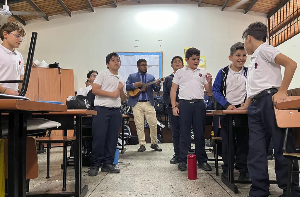 La calidad educativa siempre dispuesta a la excelencia en el colegio Río Claro