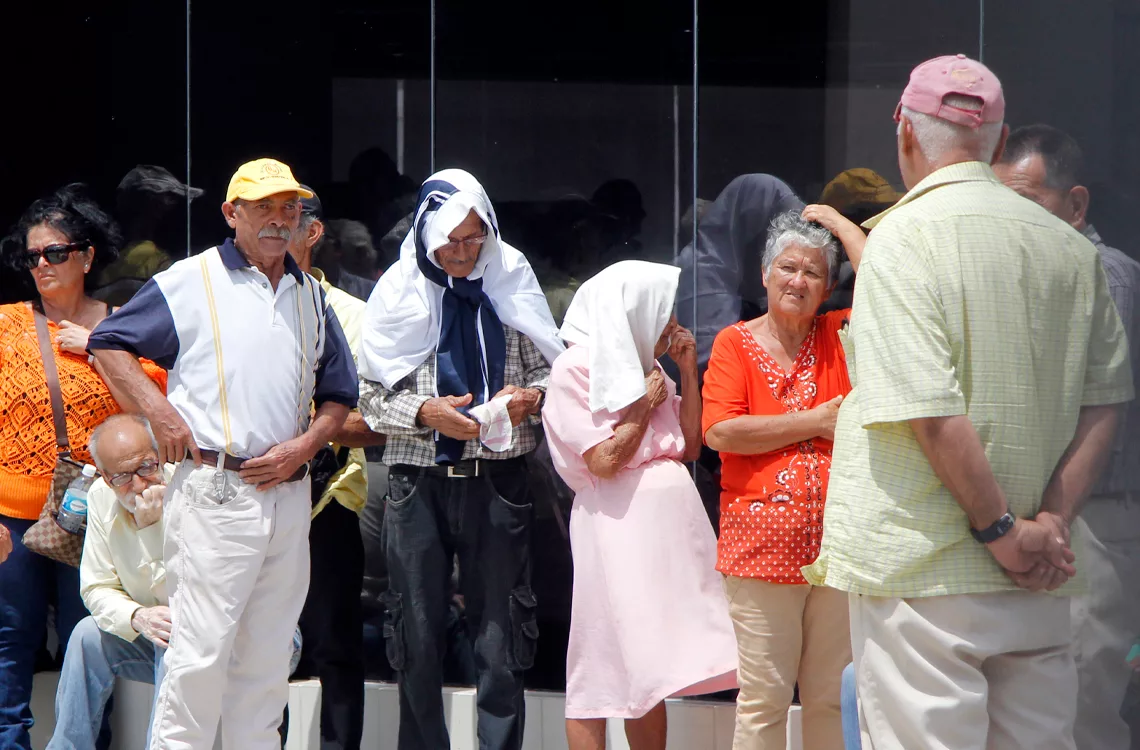 Convite revela que cerca de 400 mil adultos mayores viven solos en Venezuela