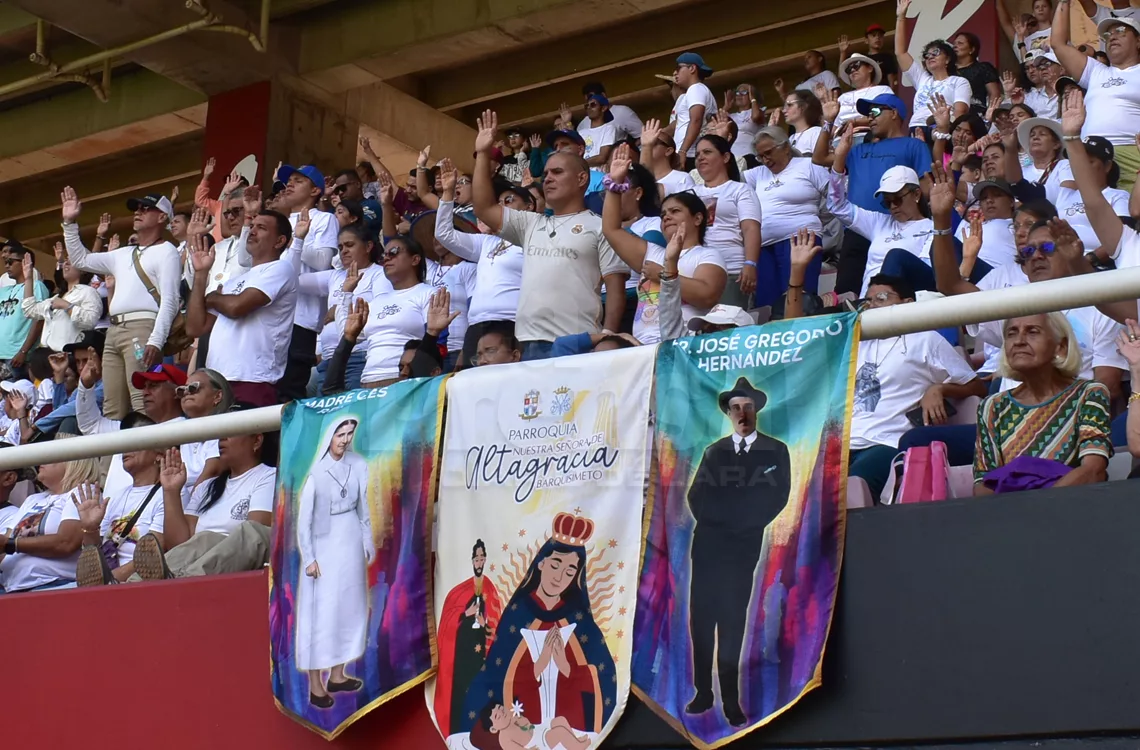 Devotos unidos por la fe y el agradecimiento a San José Gregorio Hernández y Santa Carmen Rendiles Devotos unidos por la fe y el agradecimiento a San José Gregorio Hernández y Santa Carmen Rendiles