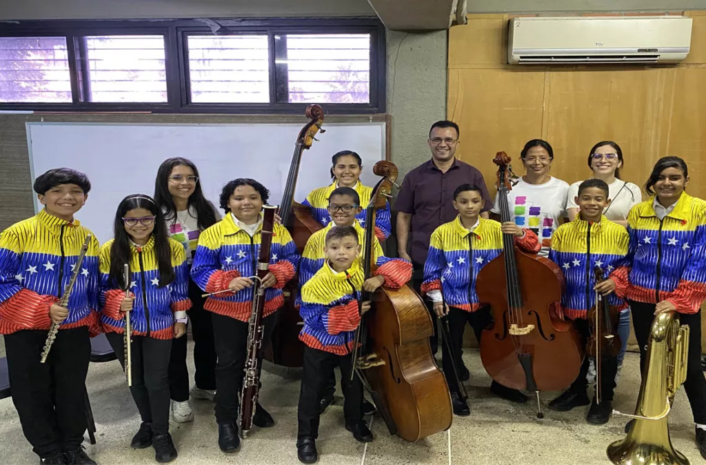 La capital musical dice presente: 12 niños larenses irán a El Vaticano