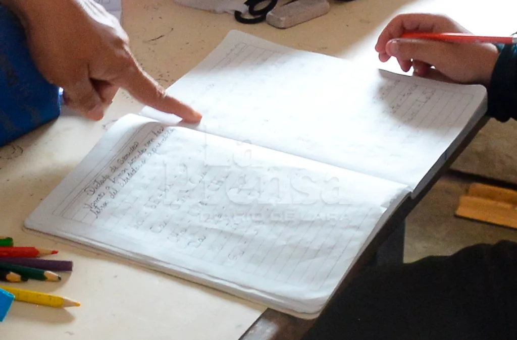 Ministerio de Educación impulsa consulta nacional para optimizar el uso de tareas escolares