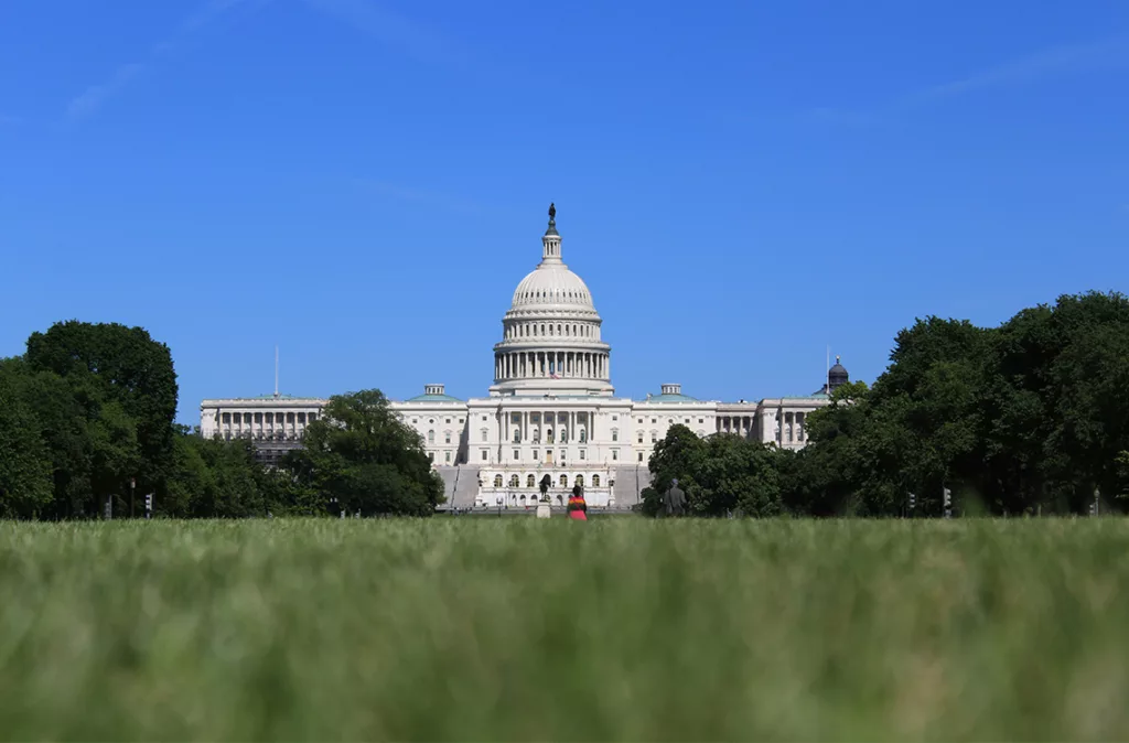 Estados Unidos enfrenta un cierre de gobierno tras fracaso del Congreso para aprobar presupuesto