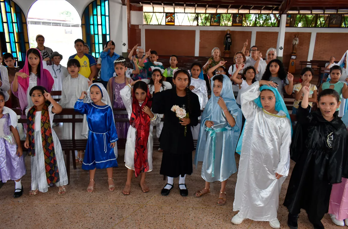 Holywins, un llamado para vivir la santidad Holywins, un llamado para vivir la santidad