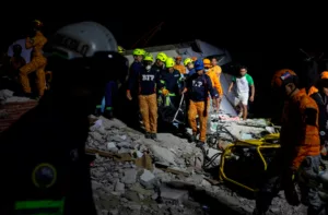 Terremoto en Filipinas dejó al menos 72 fallecidos y 170.000 damnificados
