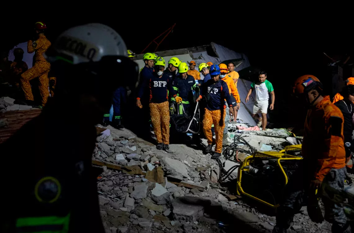 Terremoto en Filipinas dejó al menos 72 fallecidos y 170.000 damnificados