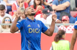 Salomón Rondón alcanza los 100 goles en ligas europeas