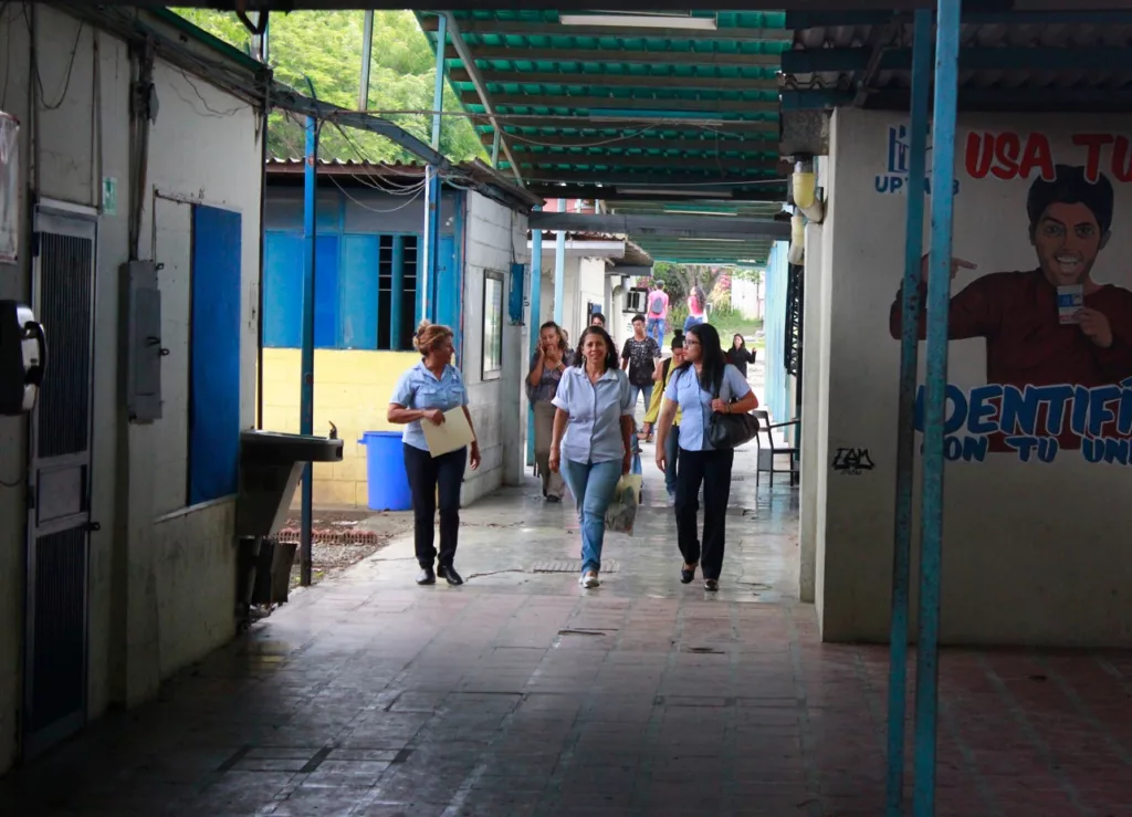 Docentes universitarios se sienten llamados a buscar la innovación