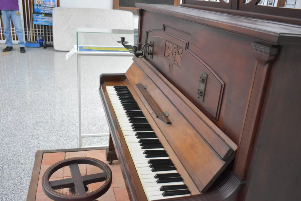 ¿Sabías que José Gregorio Hernández era habilidoso en la música y escritura?