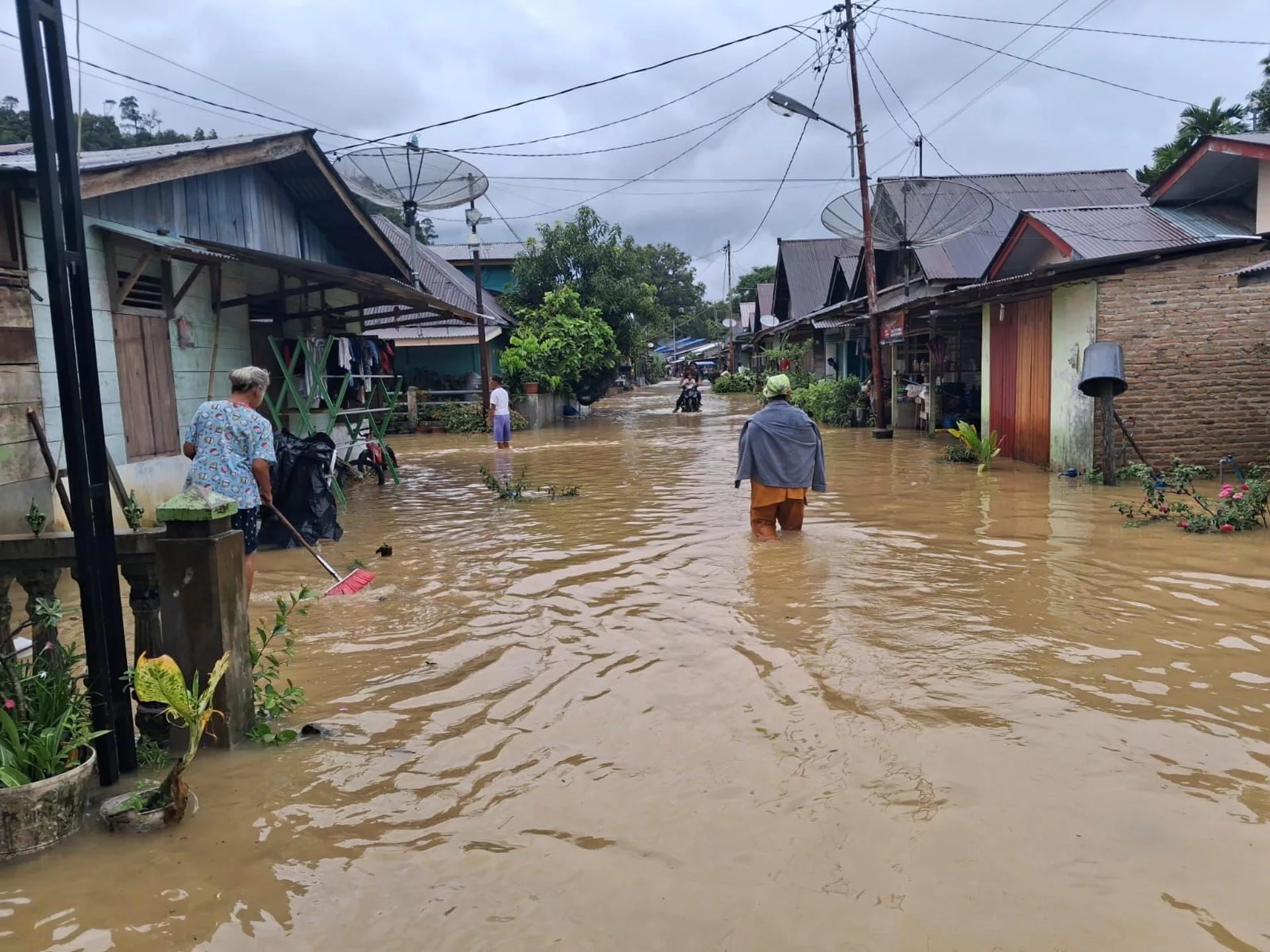 Inundaciones en el sur y este de Asia dejan al menos 375 fallecidos y millones de afectados