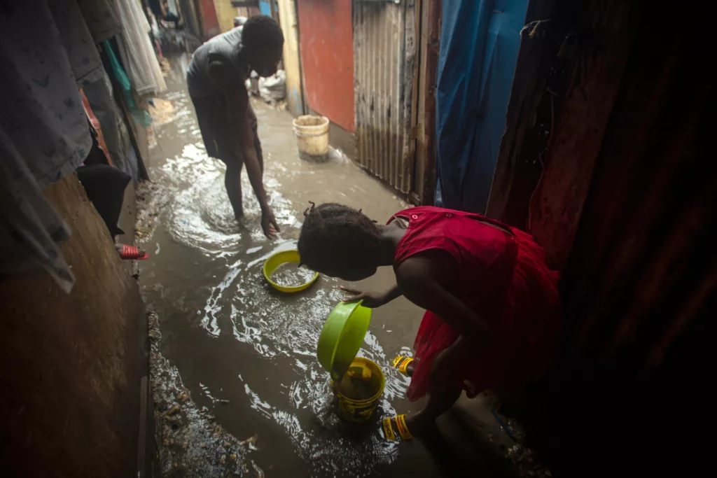 Unicef: 900.000 niños requieren ayuda tras una semana del paso del huracán Melissa por el Caribe