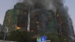 Gran incendio en edificios de Hong Kong deja al menos una docena de fallecidos