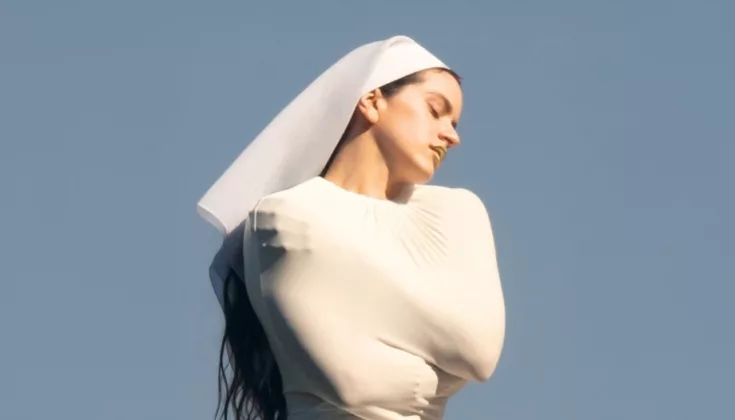 "Lux", el álbum de Rosalía, cautivó a cardenal y obispos del Vaticano con sus letras y espiritualidad