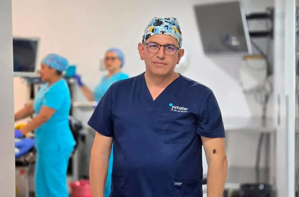 Médico venezolano gana prestigioso concurso de cirugía en Perú Médico venezolano gana prestigioso concurso de cirugía en Perú