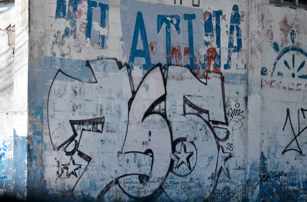 Multas a quienes realicen grafitis van desde las 25 UT hasta las 200 UT