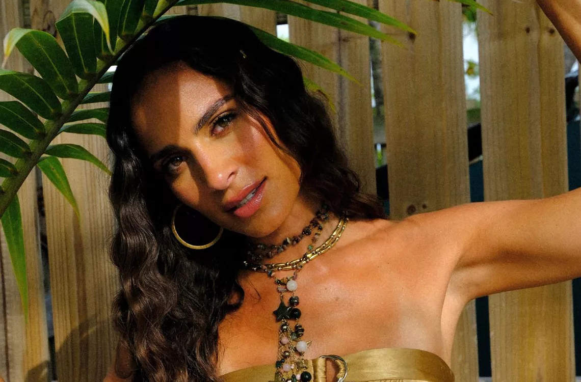 Isadora, la hija de Chayanne, estrenó su primer álbum Isadora, la hija de Chayanne, estrenó su primer álbum