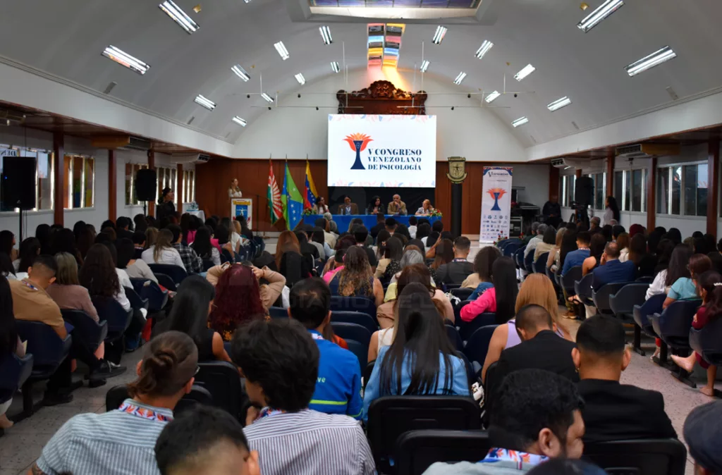 Según un estudio de Psicodata, solo el 9,65% de la población ha acudido al psicólogo o psiquiatra