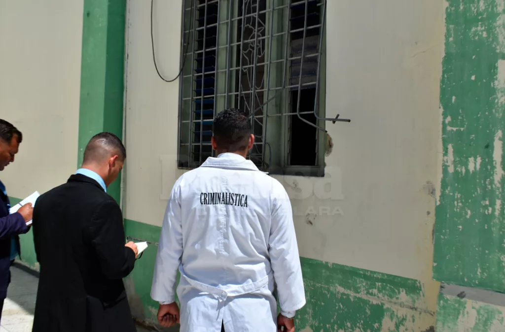 Ladrones hurtan en la Basílica El Cristo