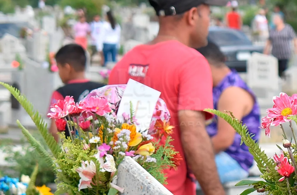 Día de los Fieles Difuntos: cementerios esperan recibir a 15 mil visitantes