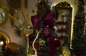 Arbolitos navideños se alquilan en estas Navidades