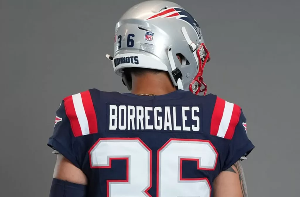 Venezolano Andy Borregales se convierte en el MVP de la semana en la NFL