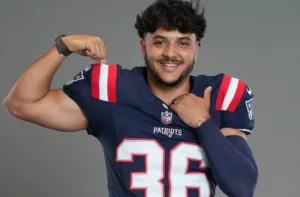 Venezolano Andy Borregales se convierte en el MVP de la semana en la NFL