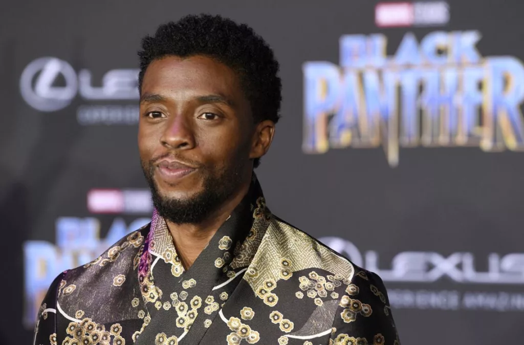 Chadwick Boseman el 'Rey de Wakanda' recibirá una estrella póstuma en Hollywood