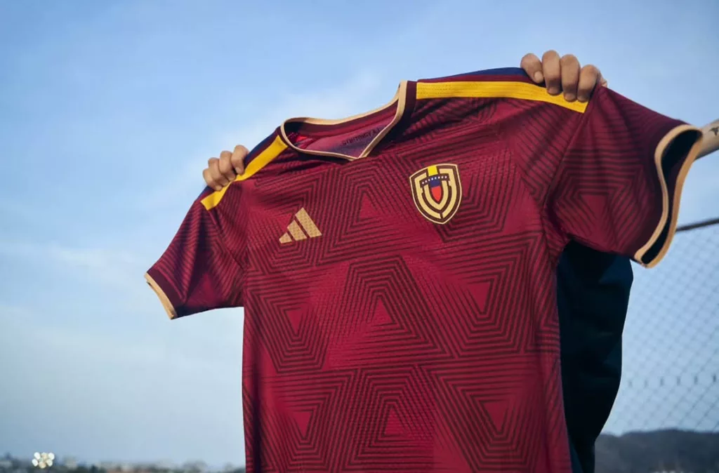 "Diseñada desde la raíz" nueva equipación de La Vinotinto x Adidas