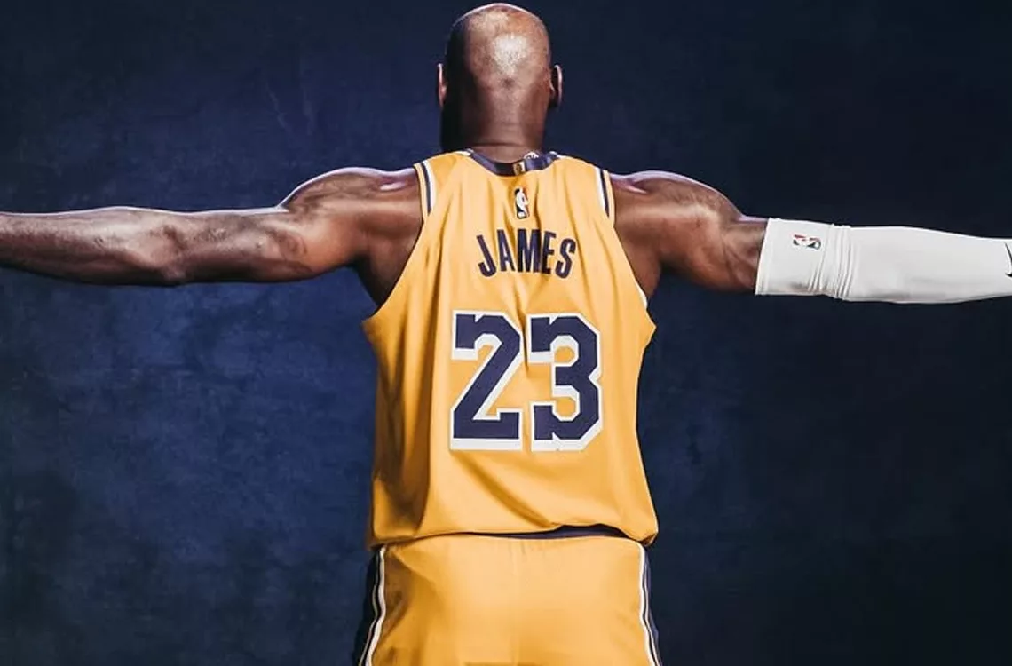 LeBron James regresa para ser el único jugador con 23 campañas en la NBA LeBron James regresa para ser el único jugador con 23 campañas en la NBA