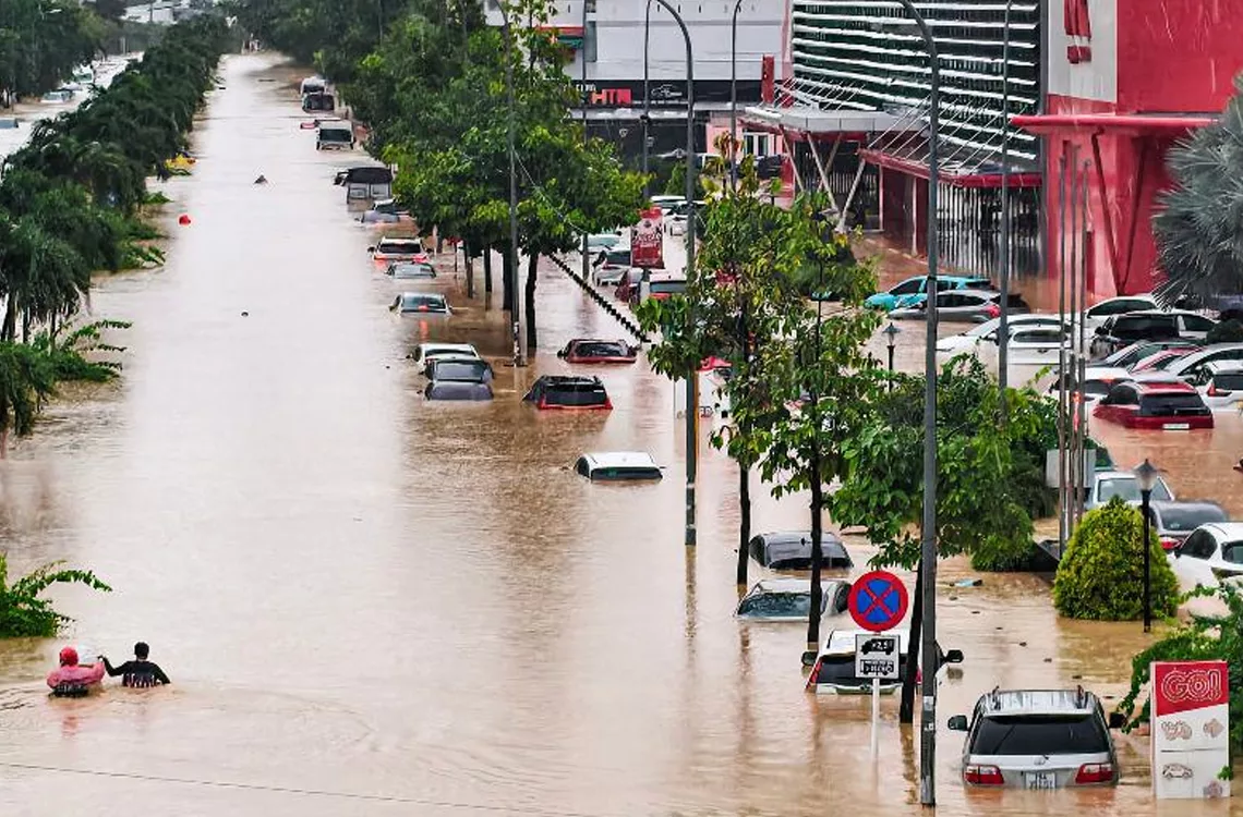 Lluvias torrenciales en Vietnam desatan inundaciones masivas